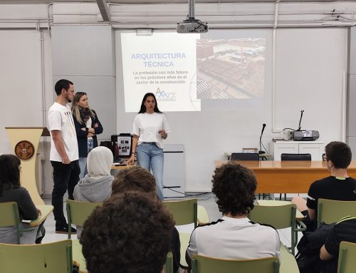 Charla informativa sobre arquitectura